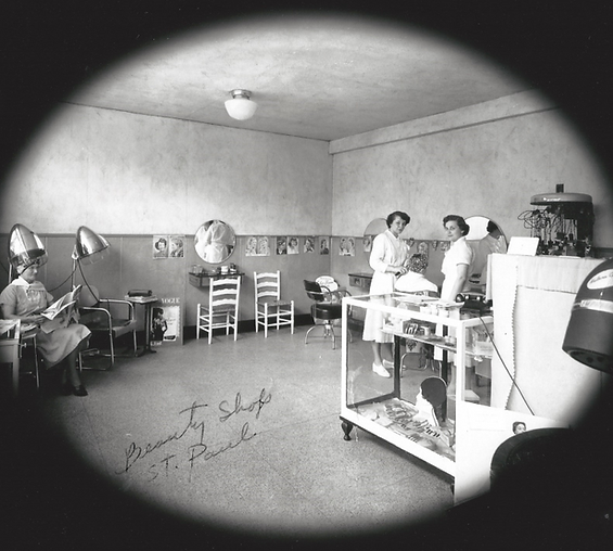 Headlines Salon and Spa, 1101 2nd St. S., Sartell, MN. United States